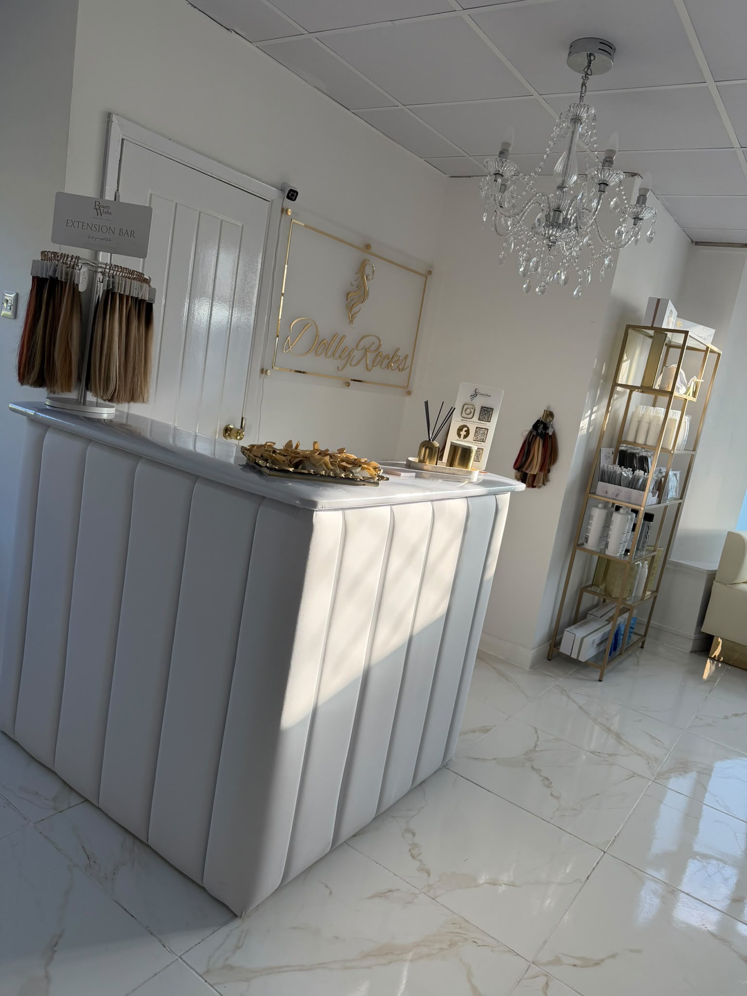 Salon reception